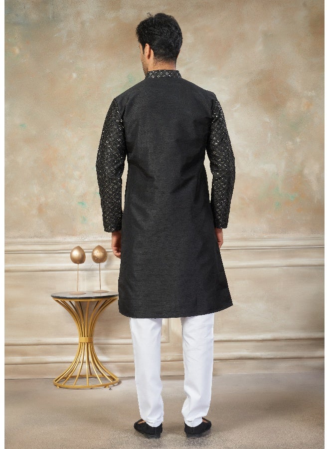 OUTLUK Black Cotton Kurta Pajama for Men - Image 2